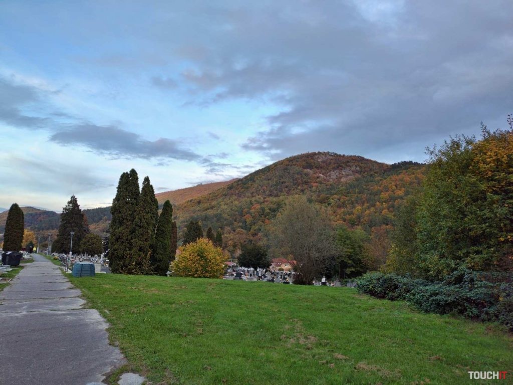 razr 2022 hlavná kamera