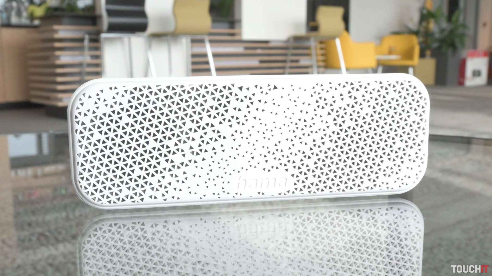 Hama PowerBrick 2.0: Kompaktný reproduktor do batohu (RECENZIA)