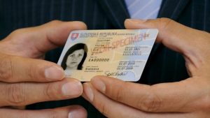 Prvé kroky na výmenu biometrických občianskych preukazov. Počítajte s obmedzeniami