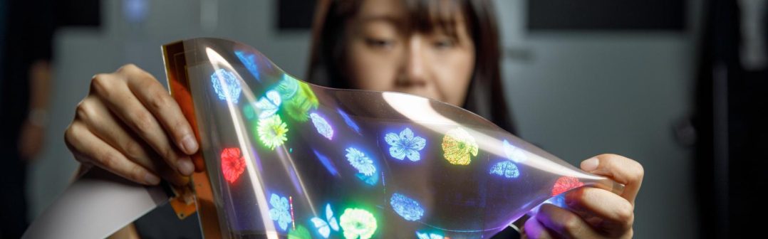 LG Free form display