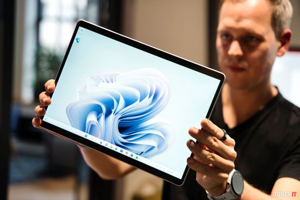 Microsoft Surface Pro 9