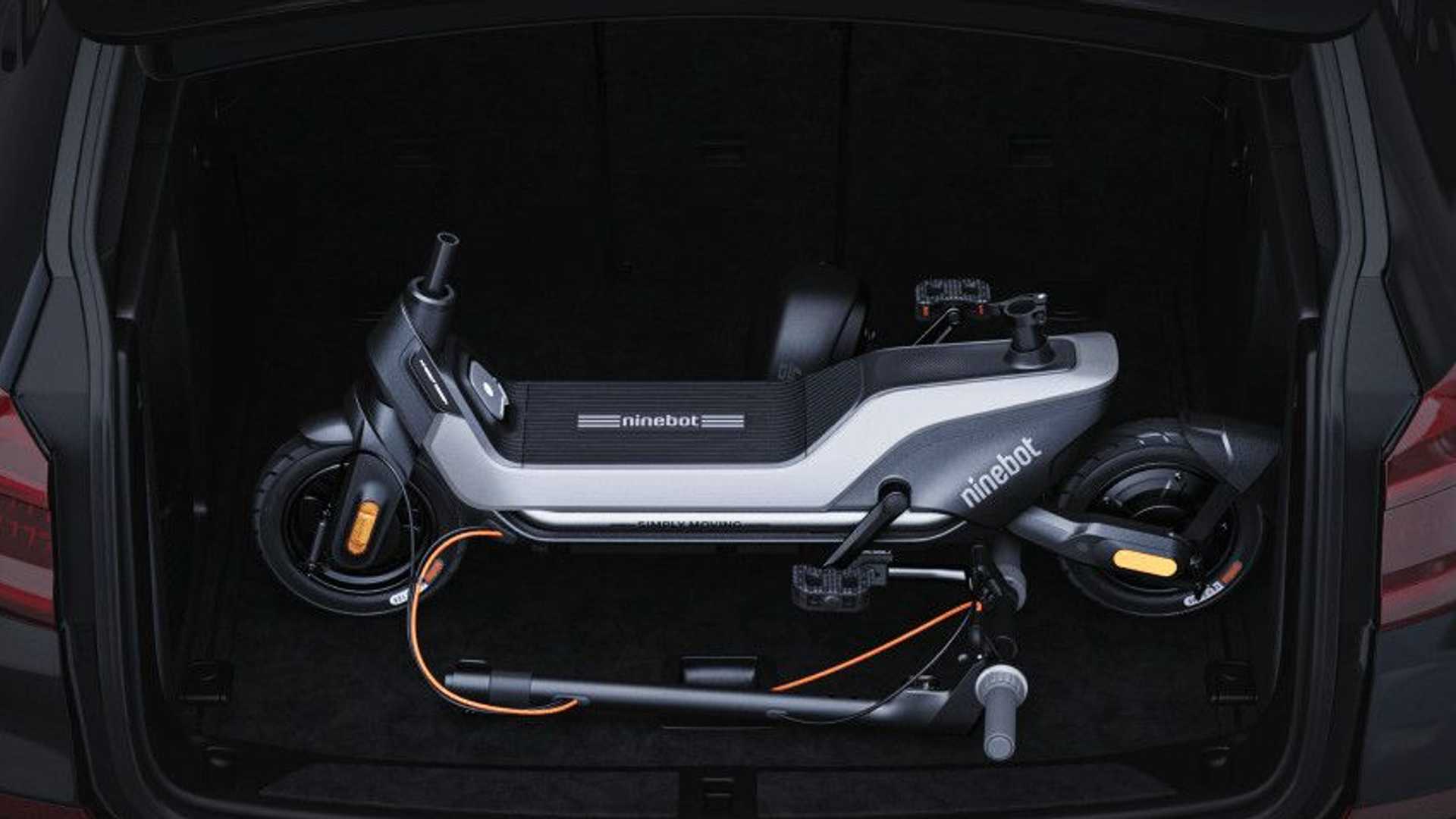 Segway predstavil novú kolobežku so sedadlom za priaznivú cenu