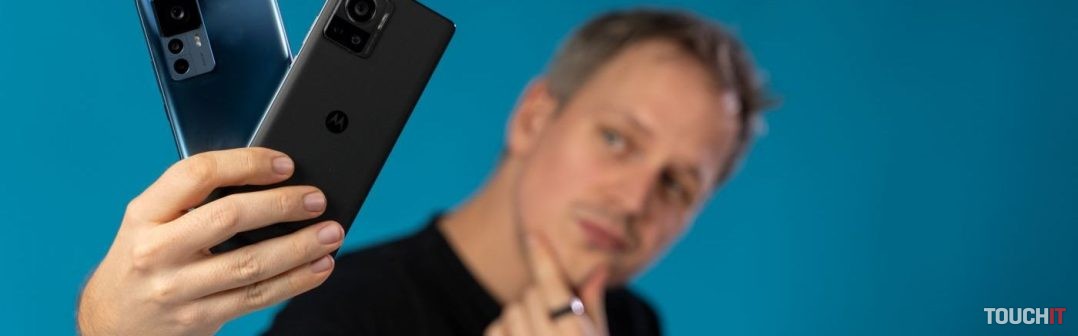 Xiaomi 12T Pro vs Motorola Edge 30 Ultra