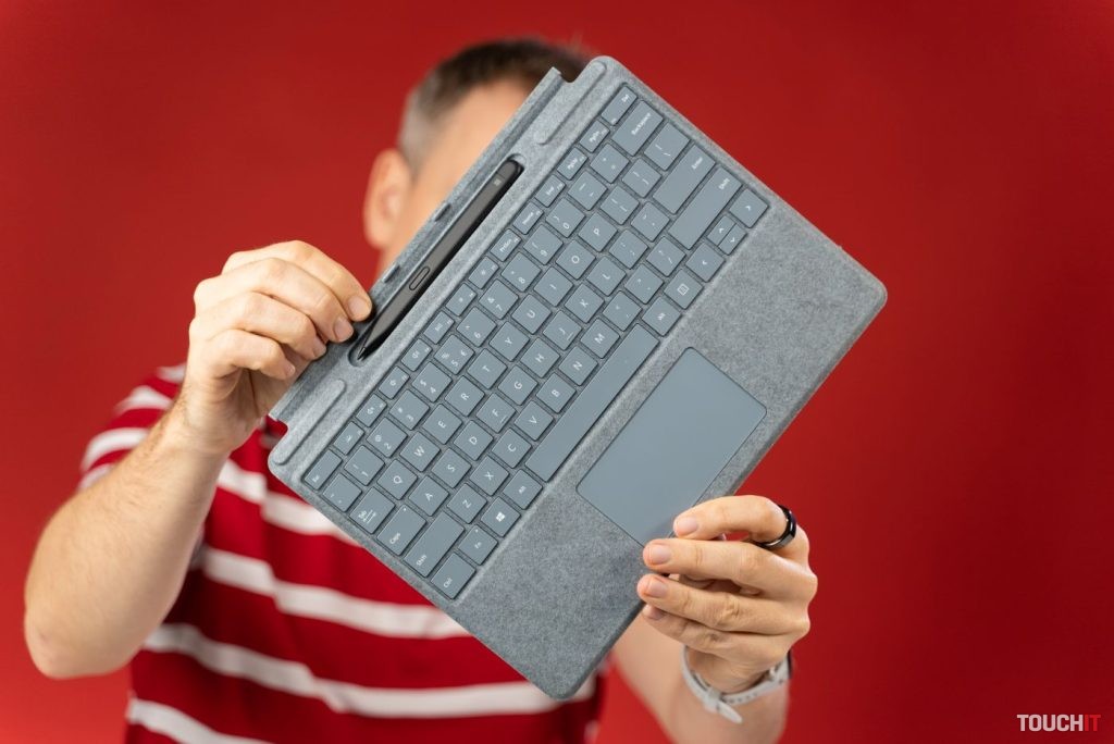 Microsoft Surface Pro 9