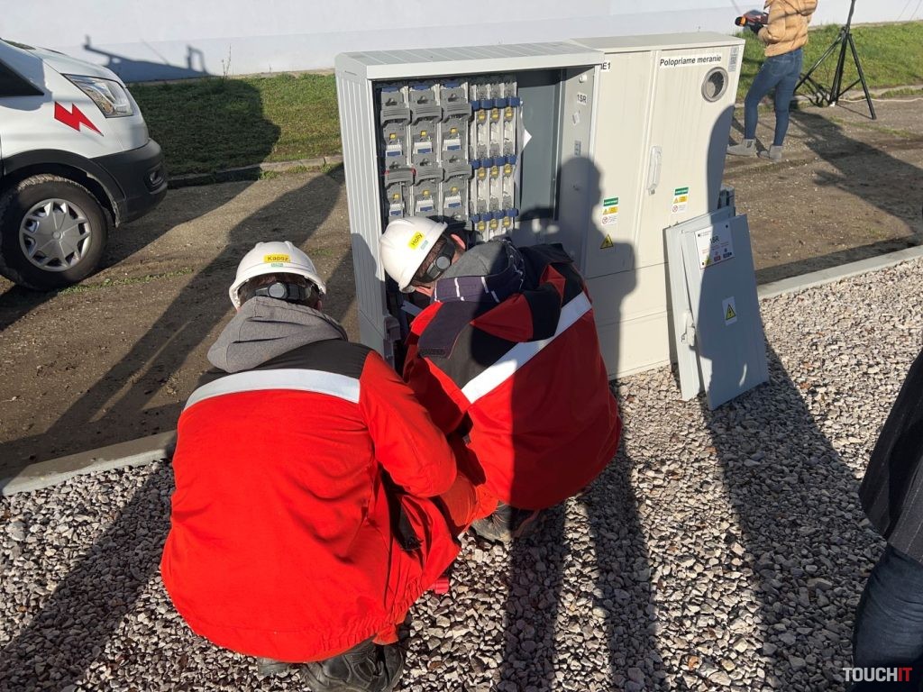 V Bratislave otvorili cvičný polygón pre mladých elektrotechnikov