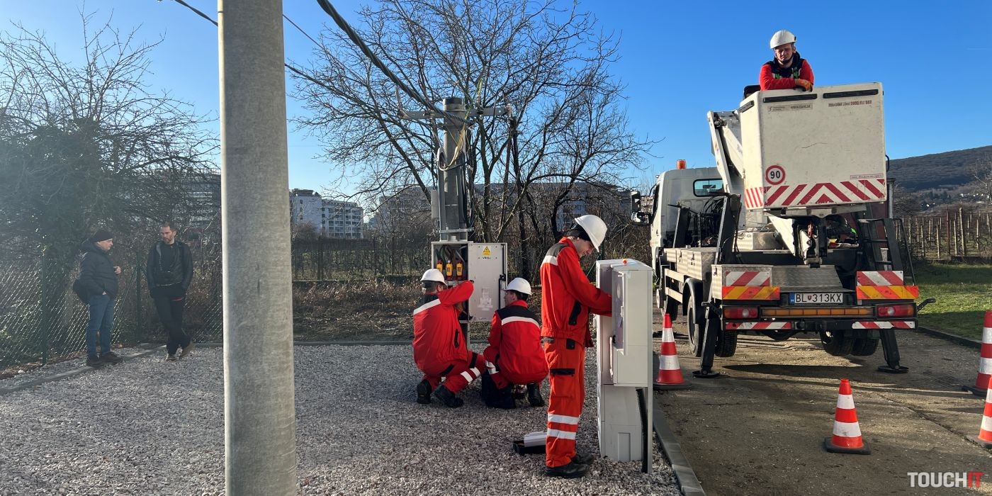 V Bratislave otvorili cvičný polygón pre mladých elektrotechnikov