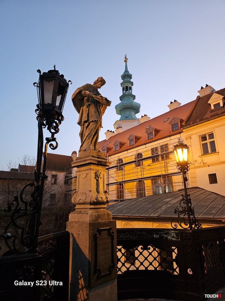 Samsung Galaxy S23 Ultra vs. iPhone 14 Pro Max