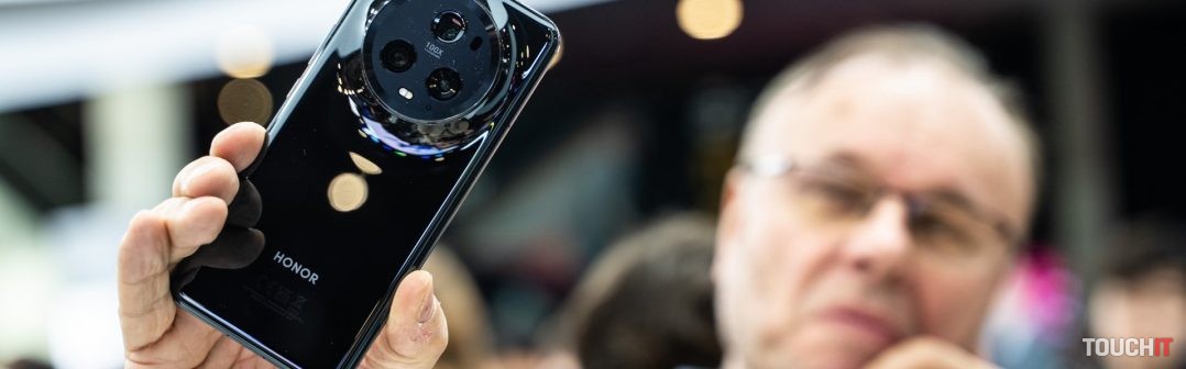 Honor Magic5 Pro na MWC 2023