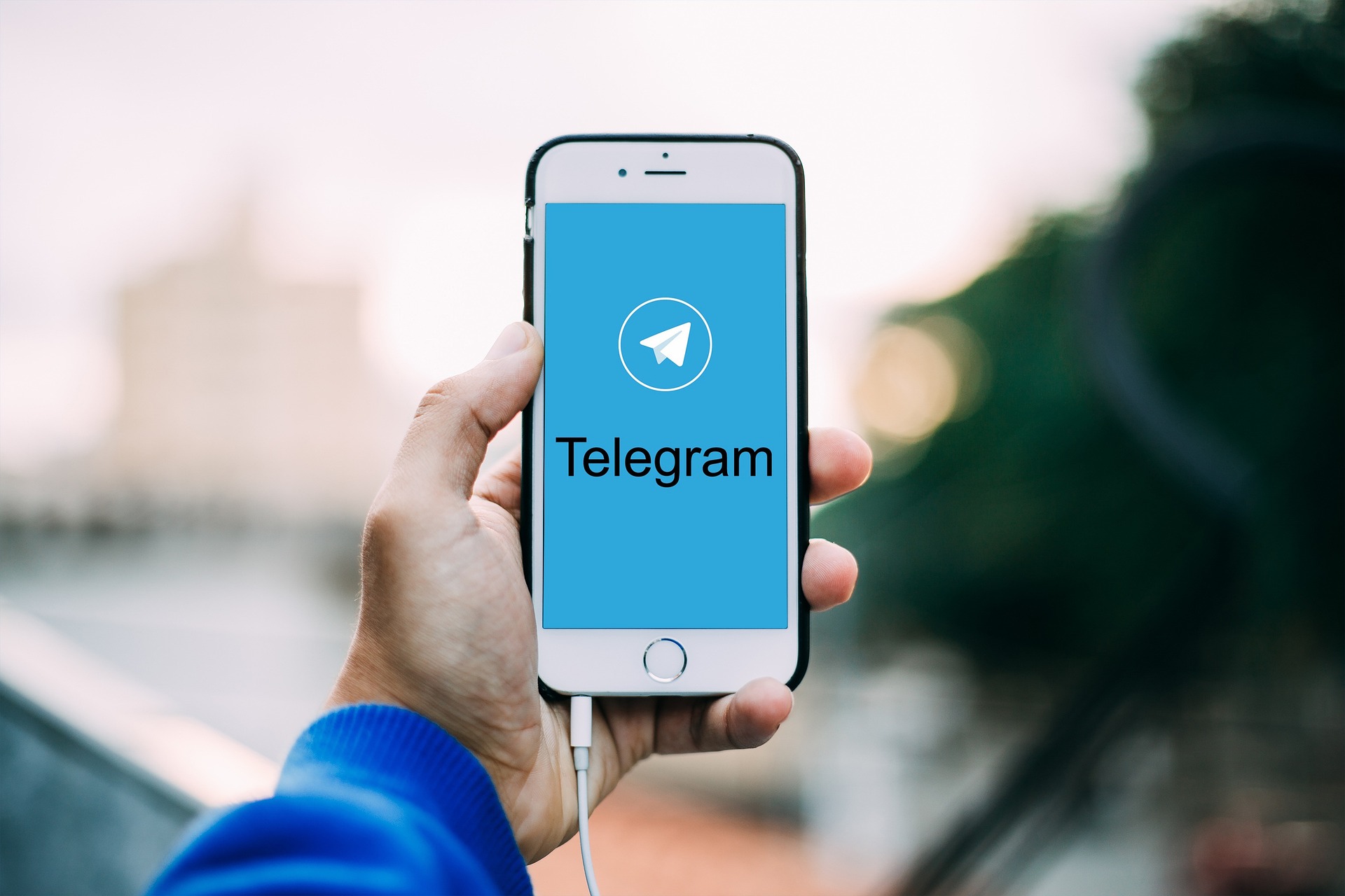 Telegram: Príbeh o Rusku a tom, že Telegram naozaj nie je súkromný. Bodka