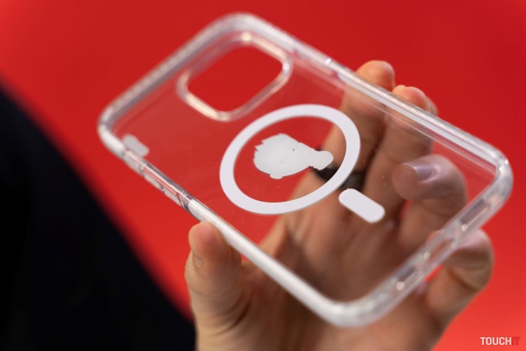 Casexy: Ochranný obal s memoji pre iPhone