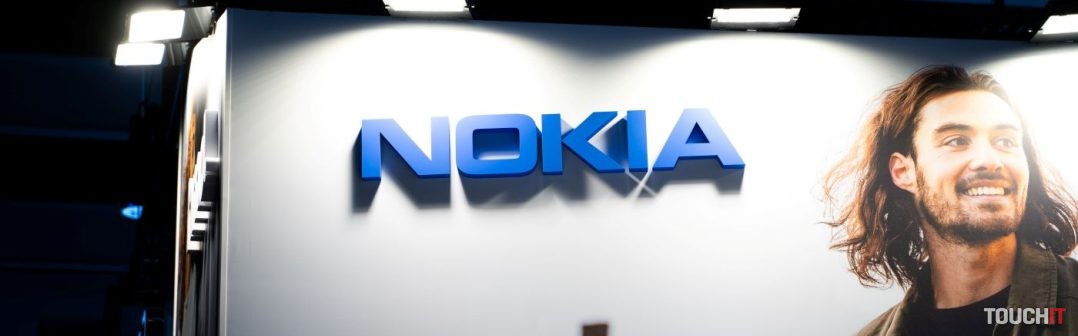 Nokia 3210 ožije po boku trojice lacných telefónov
