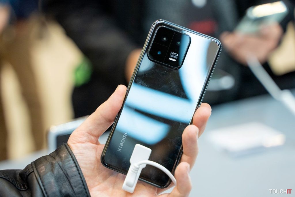 Xiaomi 13