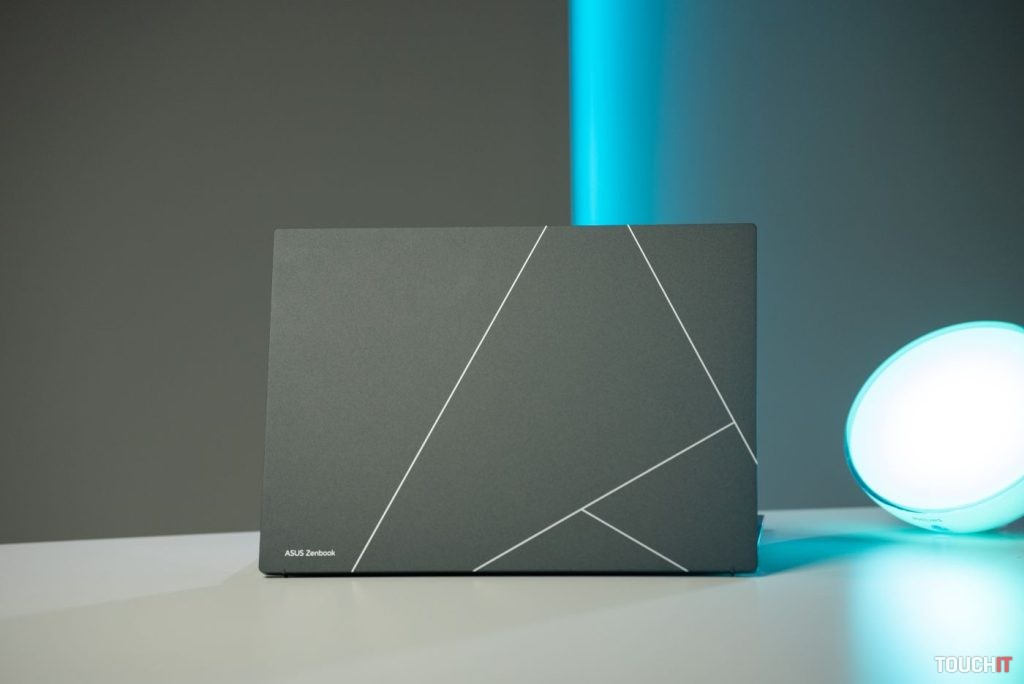 ASUS Zenbook S 13 OLED