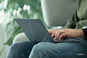 ASUS Zenbook S 13 OLED