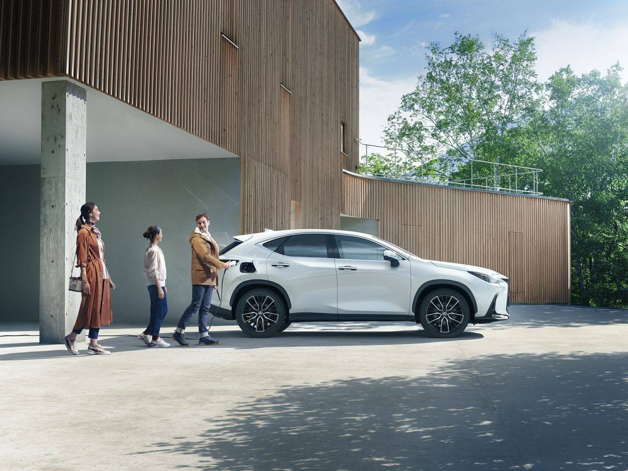 Komplexná a atraktívna ponuka vozidiel SUV od Lexus