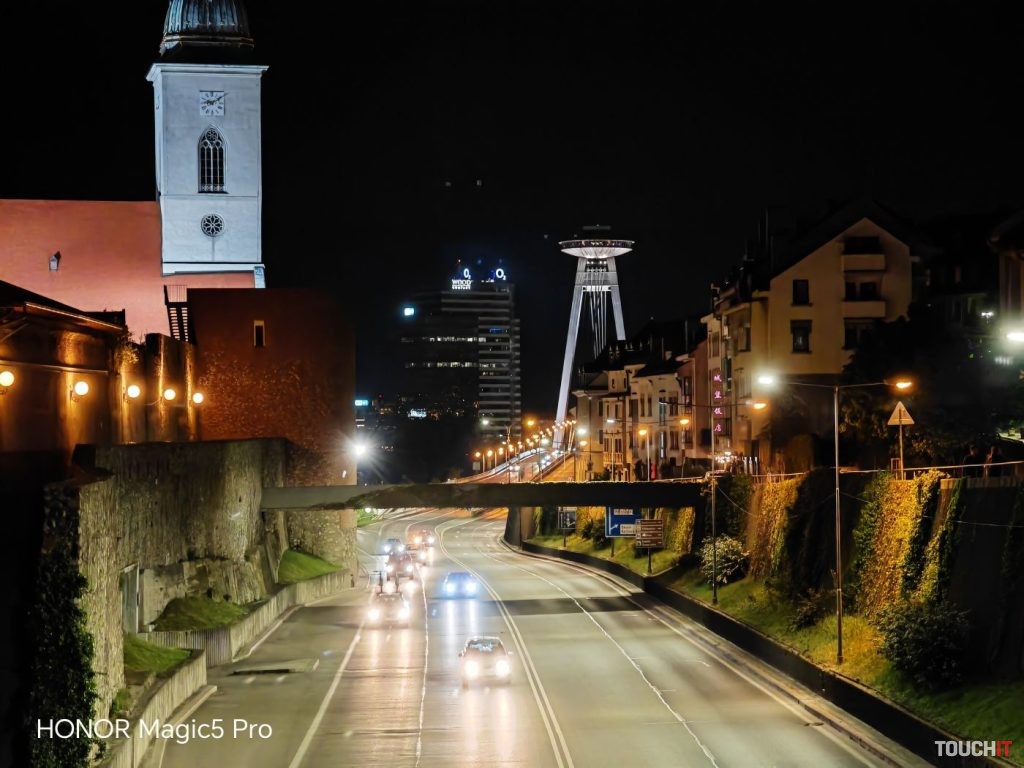 Honor Magic5 Pro vs Xiaomi 13 Pro