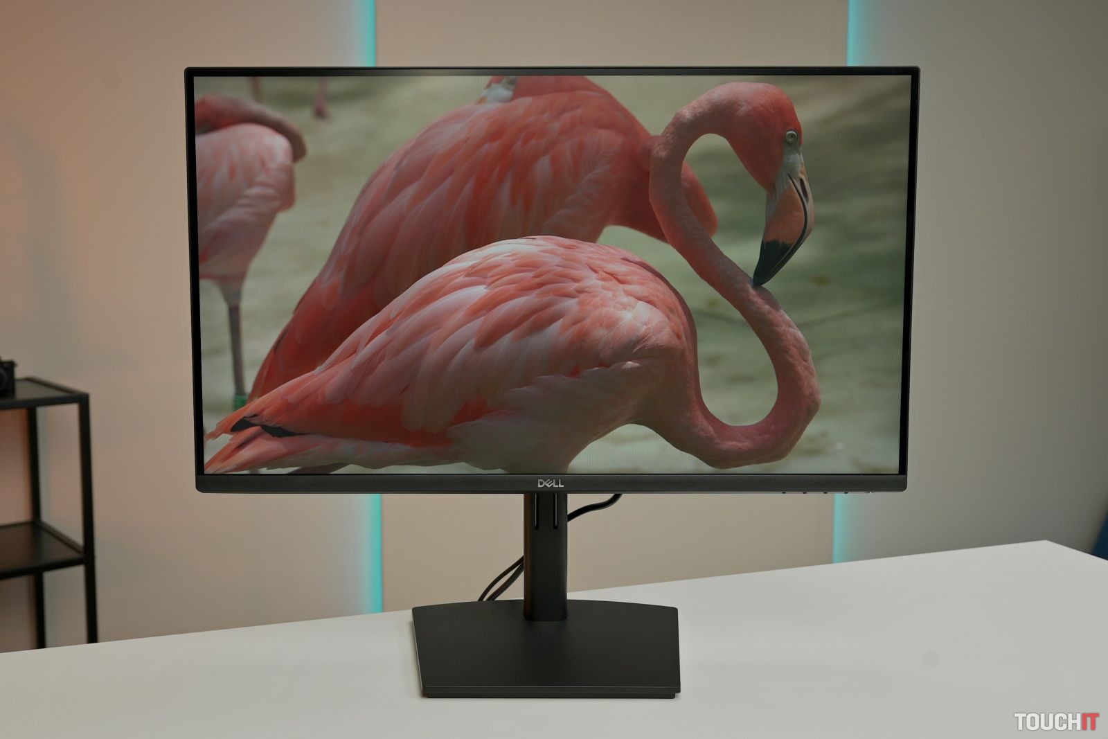 DELL E2724HS: Cenovo dostupný monitor (RECENZIA)