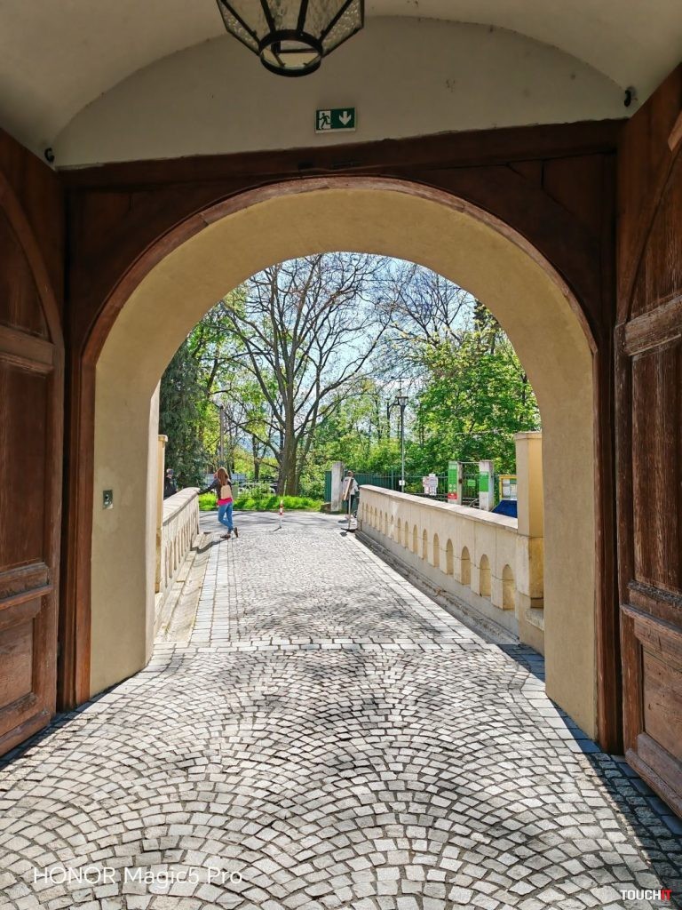 Honor Magic5 Pro vs Xiaomi 13 Pro