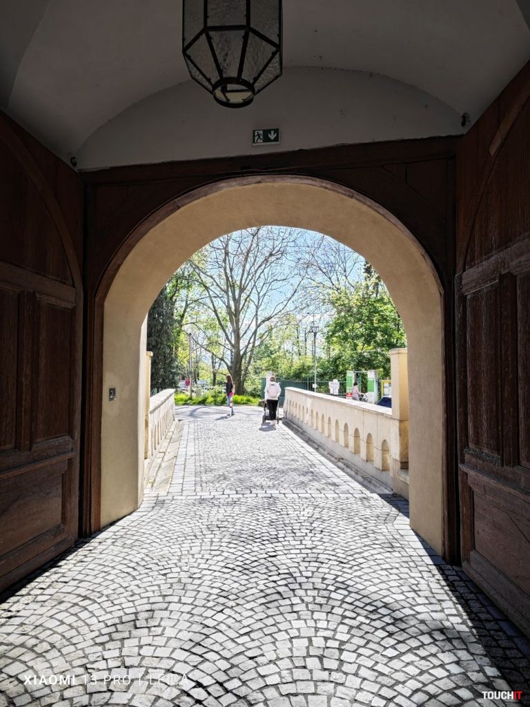 Honor Magic5 Pro vs Xiaomi 13 Pro