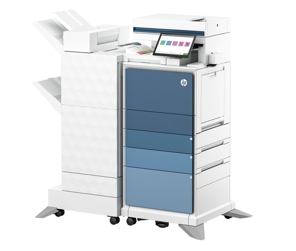 HP Color LaserJet Enterprise X600 ako A4 multifunkcia vo verzii s finišerom