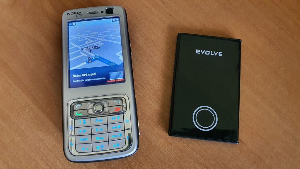Nokia N73 a GPS modul Evolve
