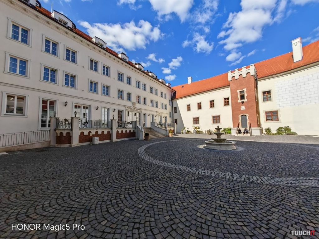 Honor Magic5 Pro vs Xiaomi 13 Pro