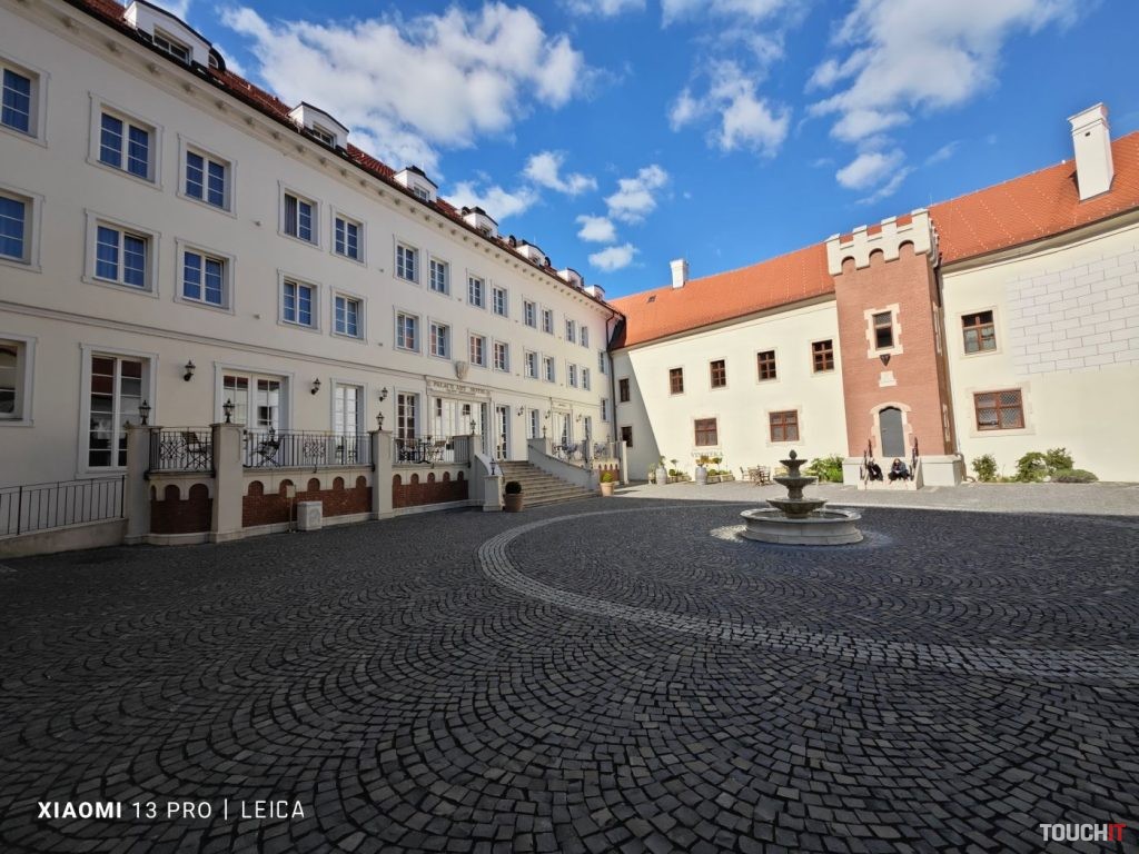 Honor Magic5 Pro vs Xiaomi 13 Pro