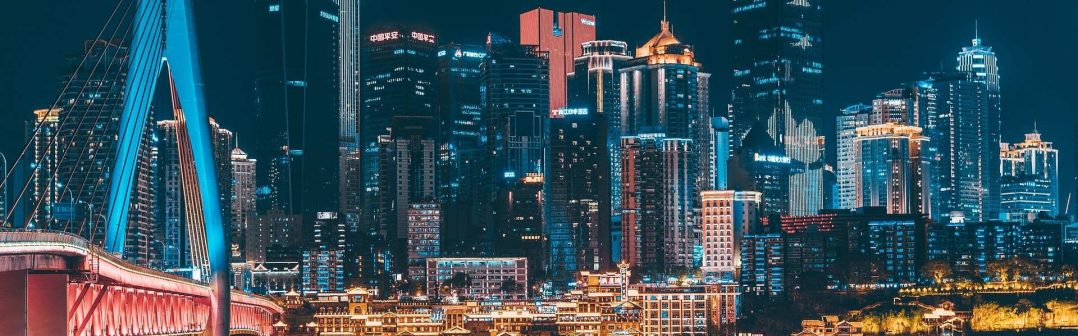 čína noc mrakodrapy