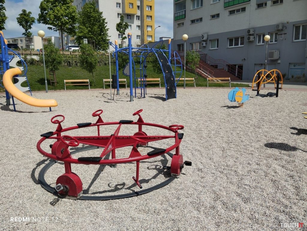 Xiaomi Redmi Note 12: Porovnanie fotoaparátov