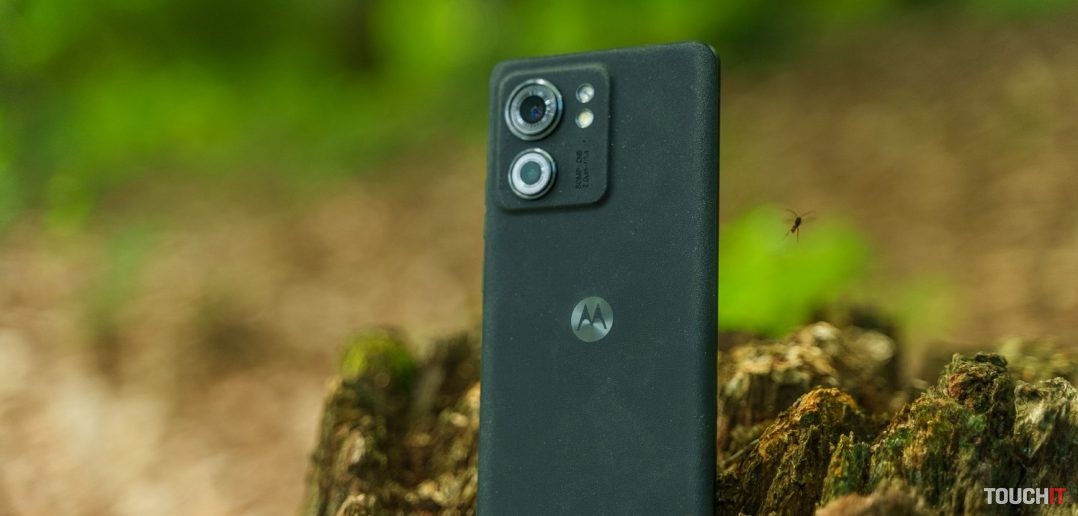 Motorola edge 40 a jeho vegánska koža