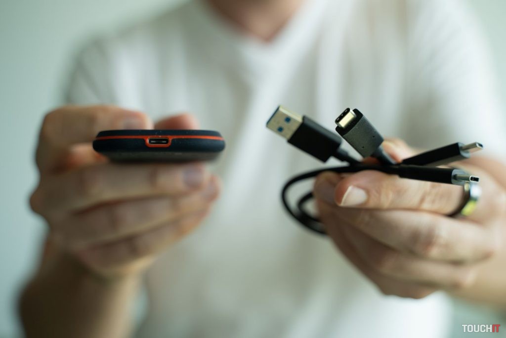 SanDisk Extreme Pro Portable SSD V2