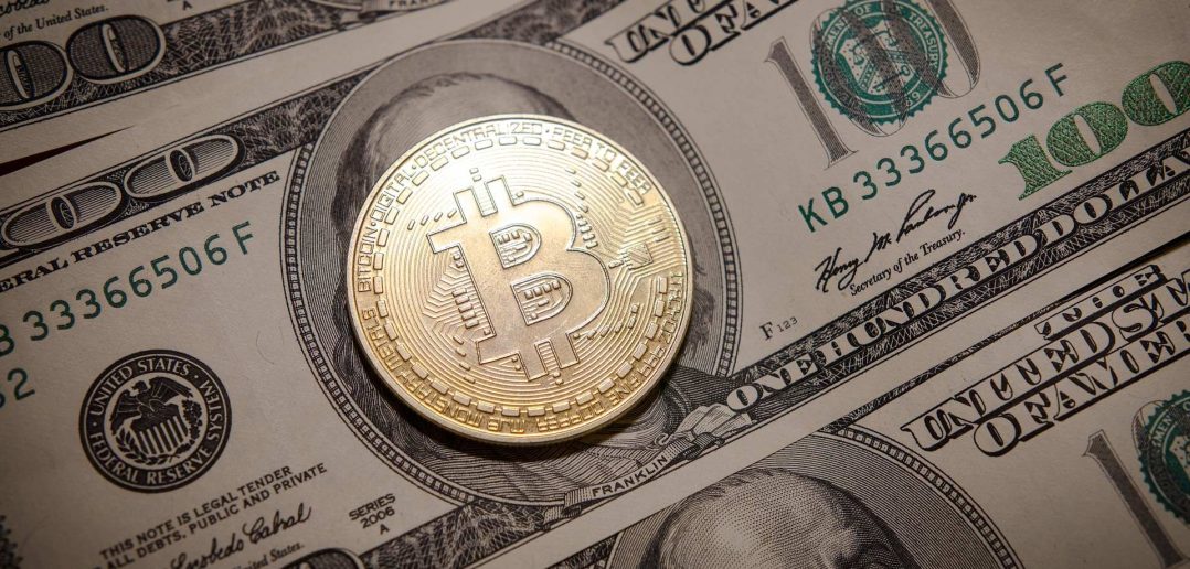 bitcoin minca na 100 USD bankovke