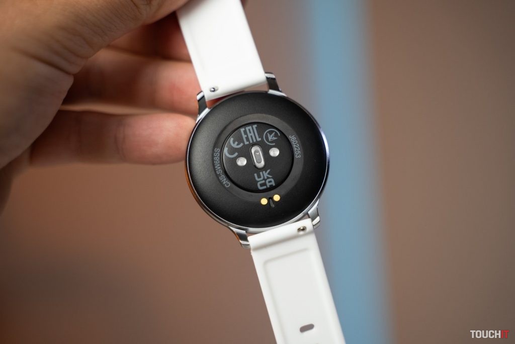 Canyon Badian SW-68: Čisté tvary a elegancia v smart hodinkách