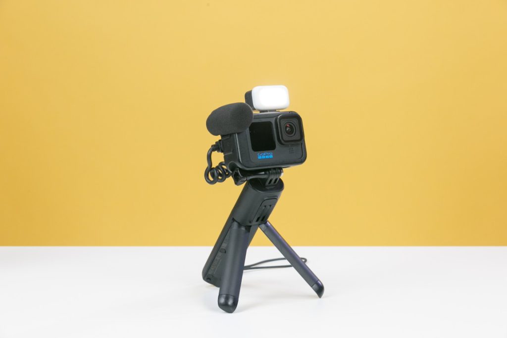 Toto je Creator Edition od GoPro a skutočne umožňuje natočiť akčné videá hlavne počas dňa