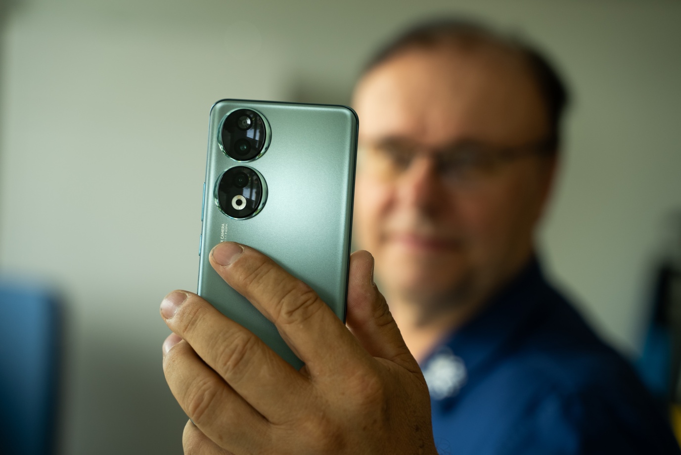 HONOR 90: parametre, skúsenosti, ceny a predpredaj (VIDEO)