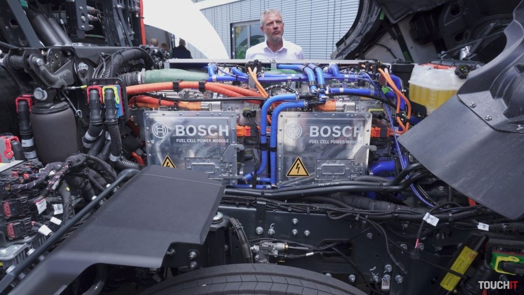 Bosch Fuel Cell Power modul v nákladnom aute