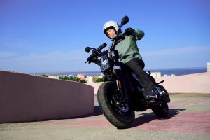 Nový model BMW CE 02