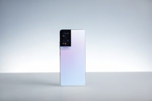 TCL predstavuje smartfóny s technológiou NXTPAPER, ich displej pripomína papier