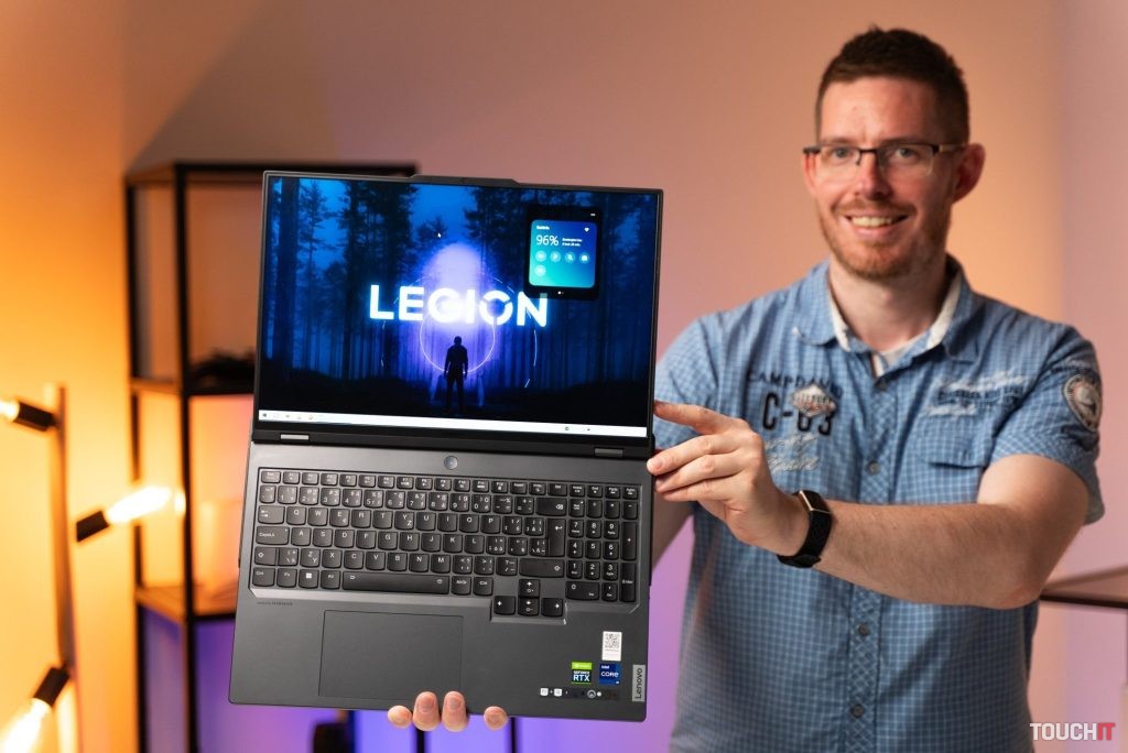 Lenovo Legion Pro 7i Gen 8