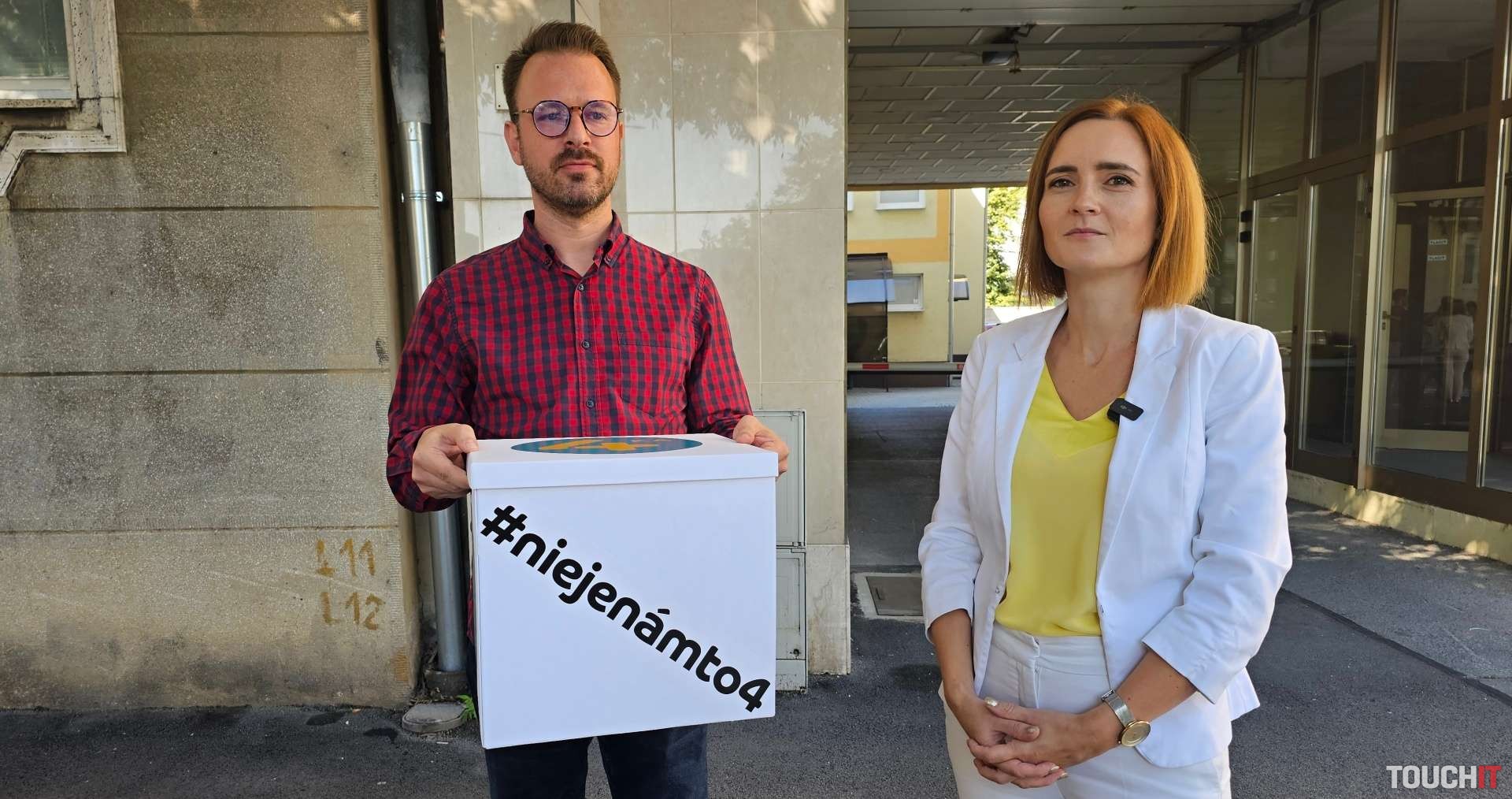 Petícia 4ky znamená, že môžeme mať nižšie poplatky za telekomunikačné služby (Doplnené)