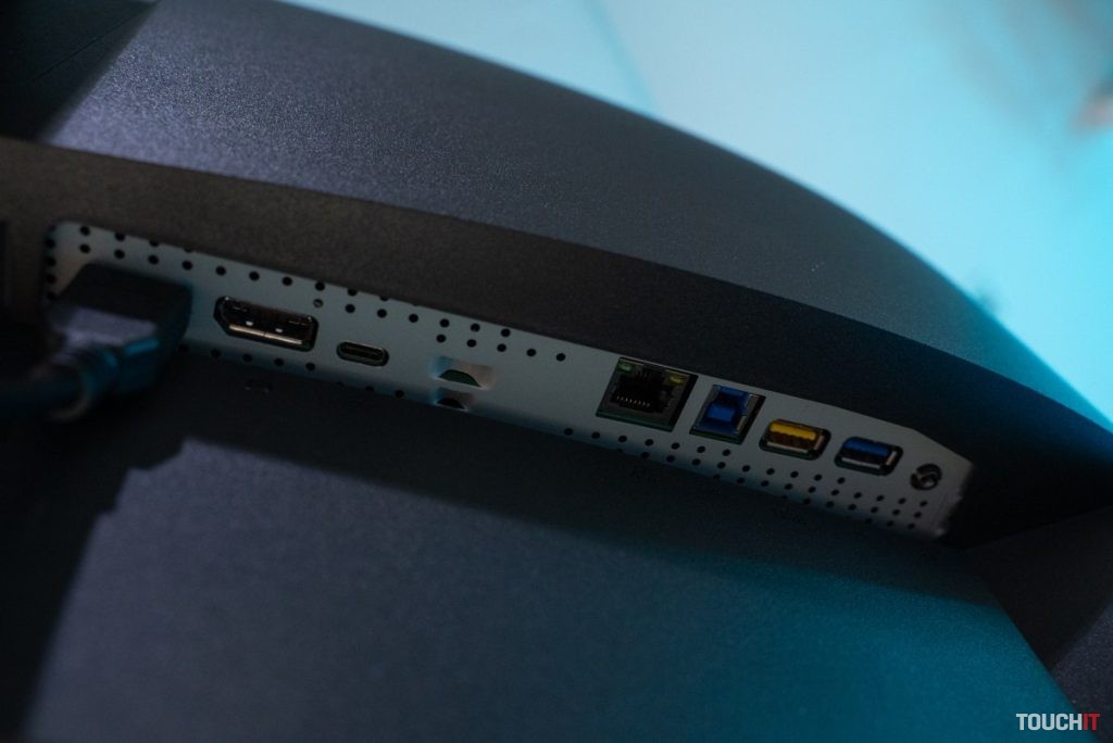 AOC CU34P3CV Monitor pre profesionálov