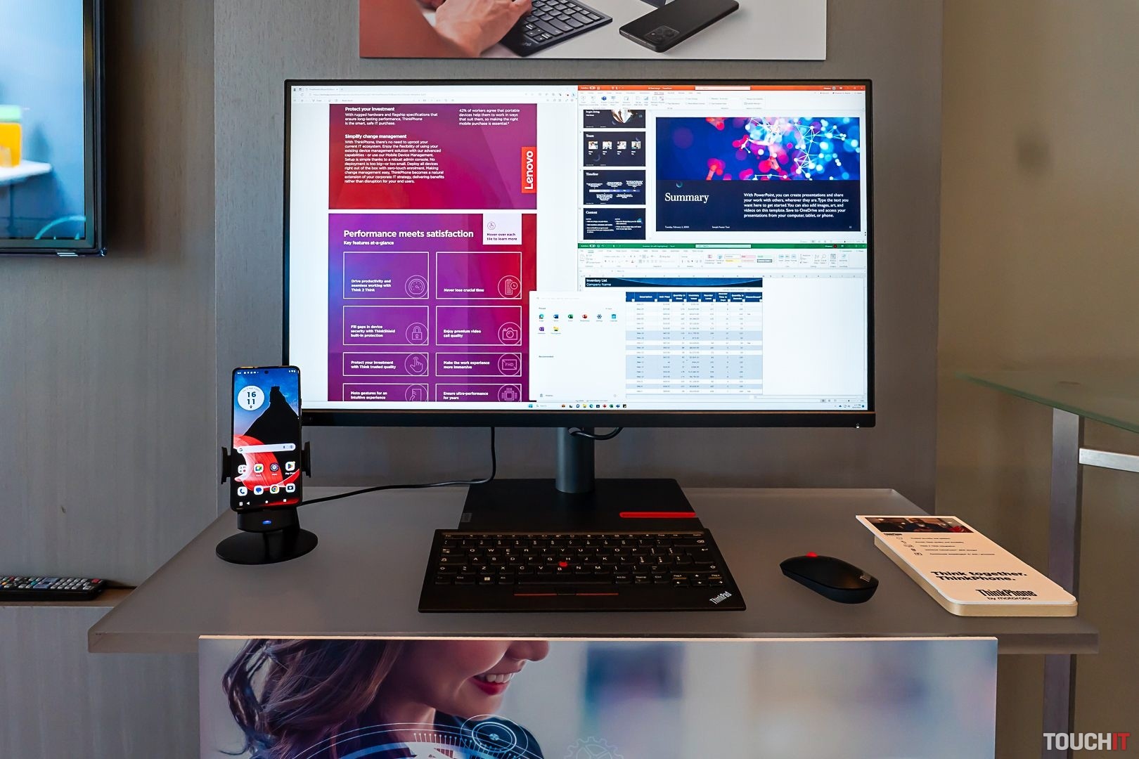 Motorola: svoj notebook nechajte doma, takto zmeníme smartfón na počítač