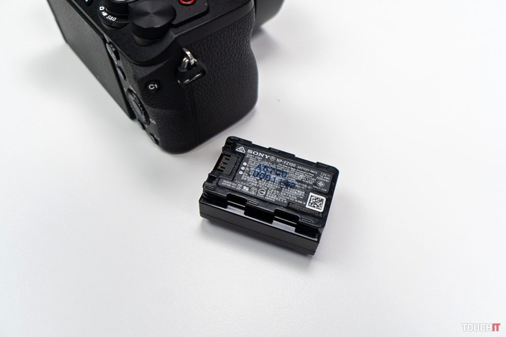 Batéria Sony NP-FZ100 na 570 snímok