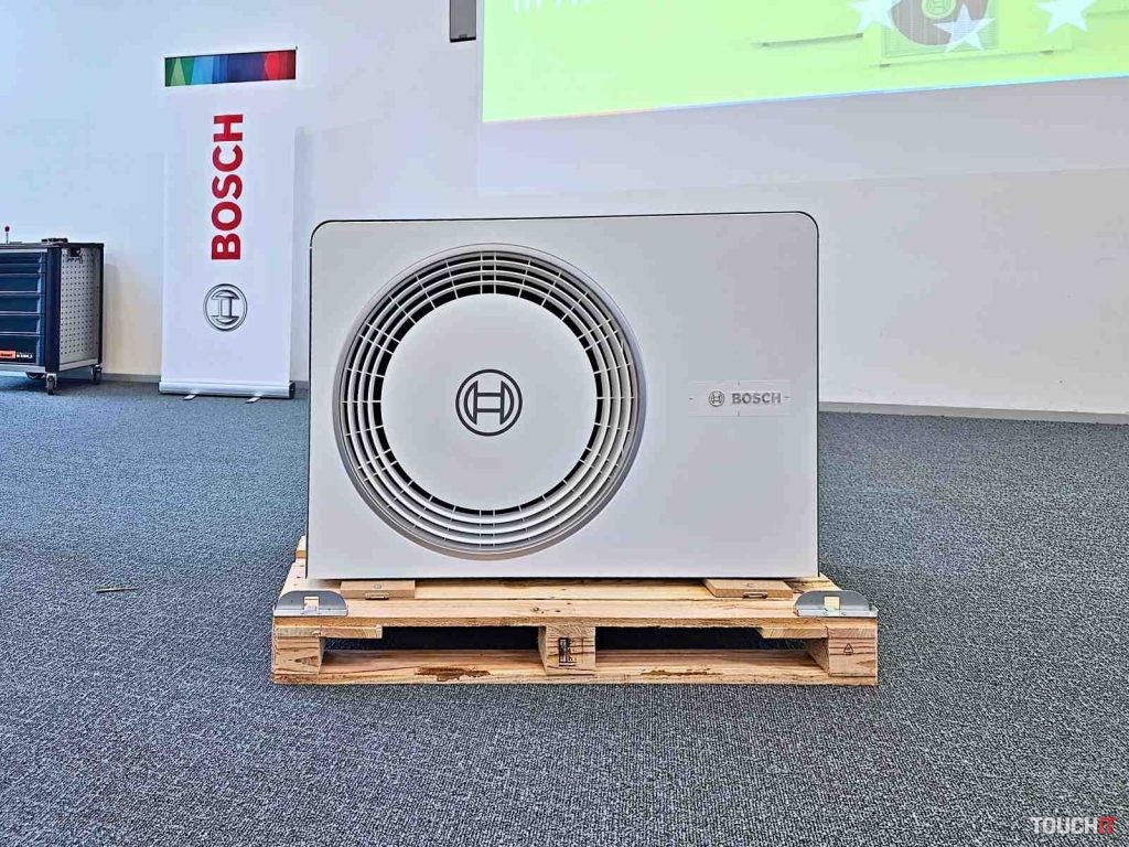 Kombinované tepelné čerpadlo Bosch