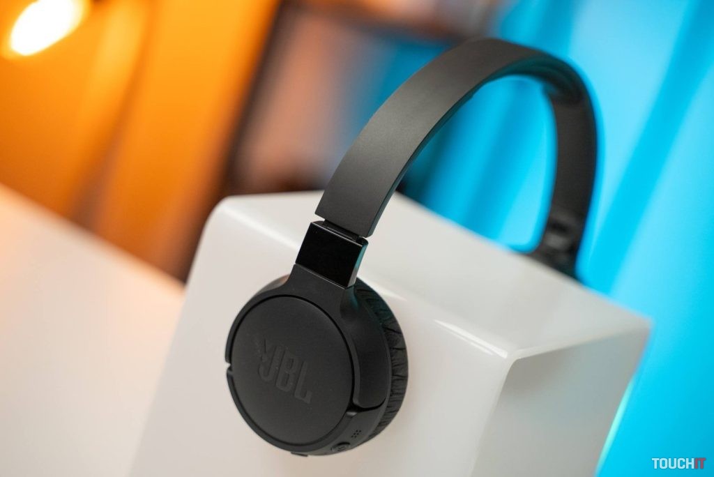 jbl tune 670NC