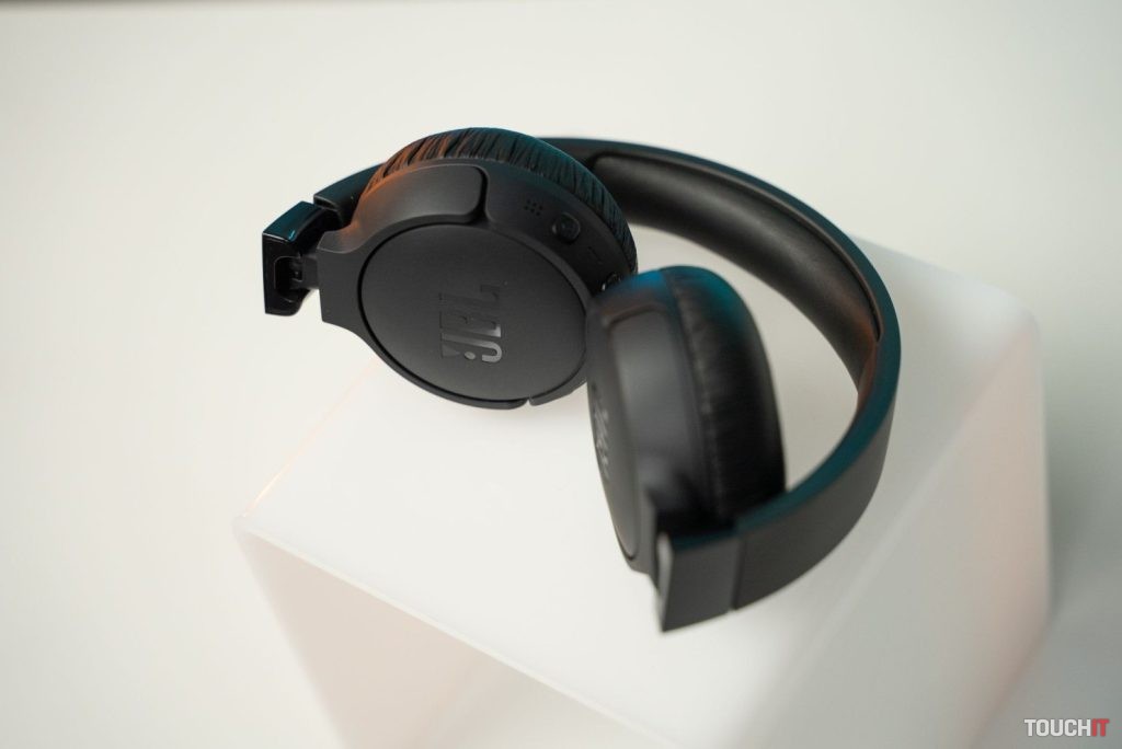 jbl tune 670NC