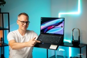 ASUS Zenbook Pro 14 OLED (UX6404)