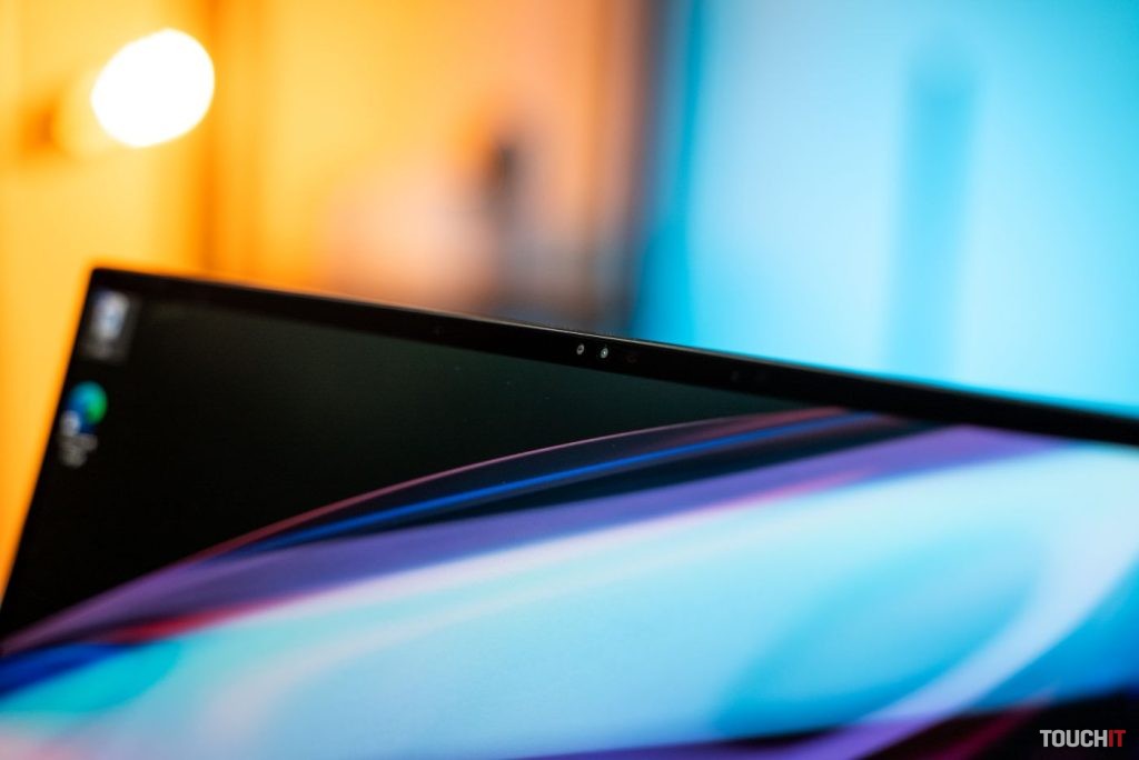 ASUS Zenbook Pro 14 OLED (UX6404)