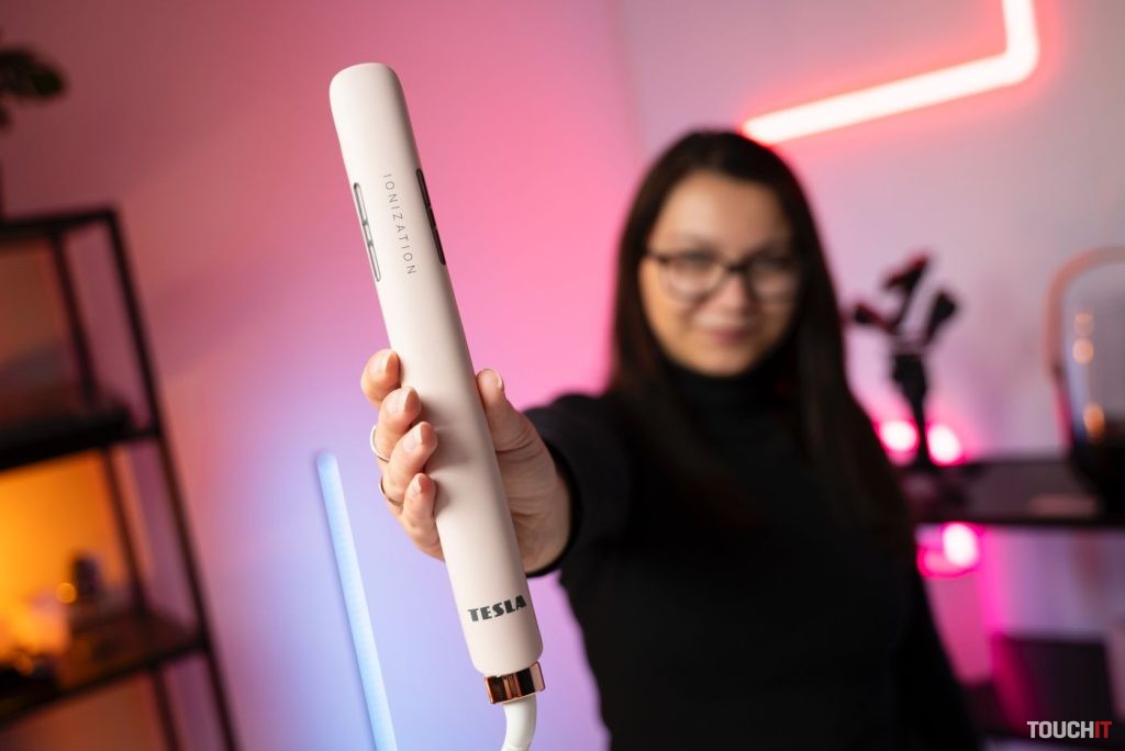 Tesla Ionic Hair Straightener