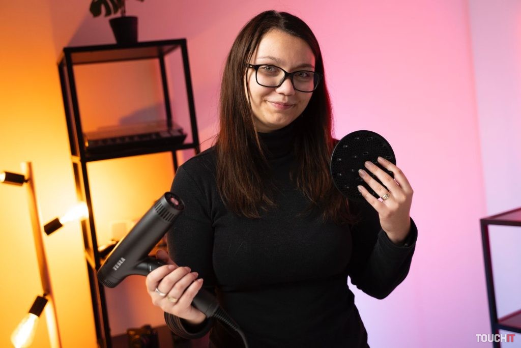 Tesla BLDC Ionic Hairdryer